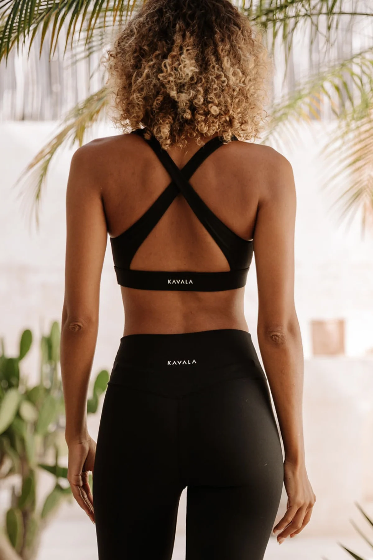 Onyx Balian Crop - Image 3