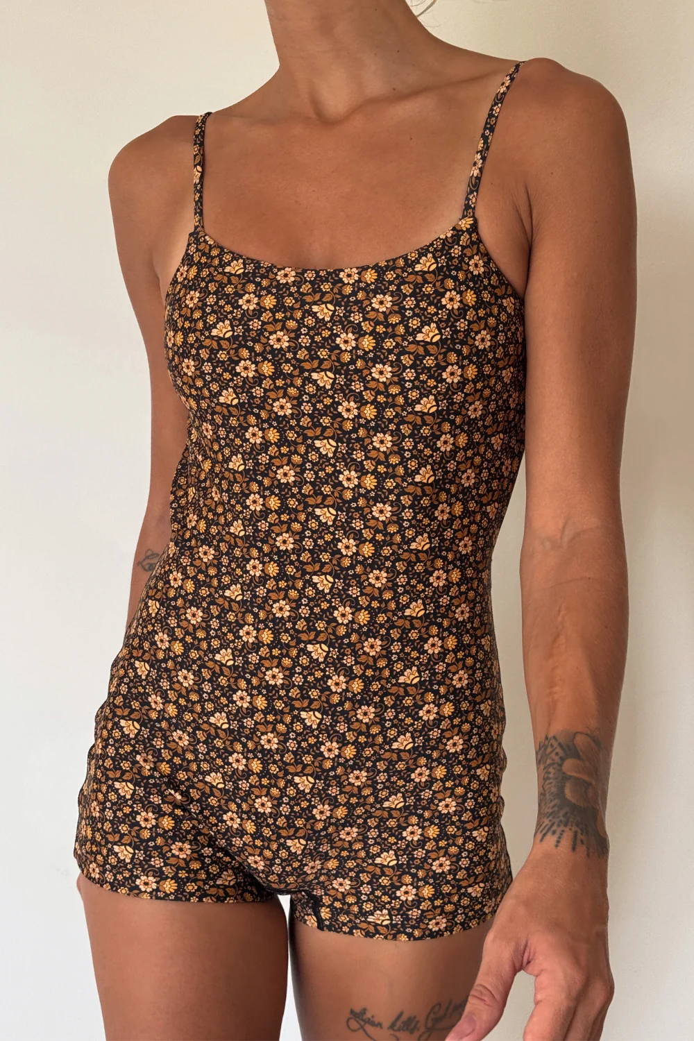 Botanica Noir Palme Surf Suit - Image 5