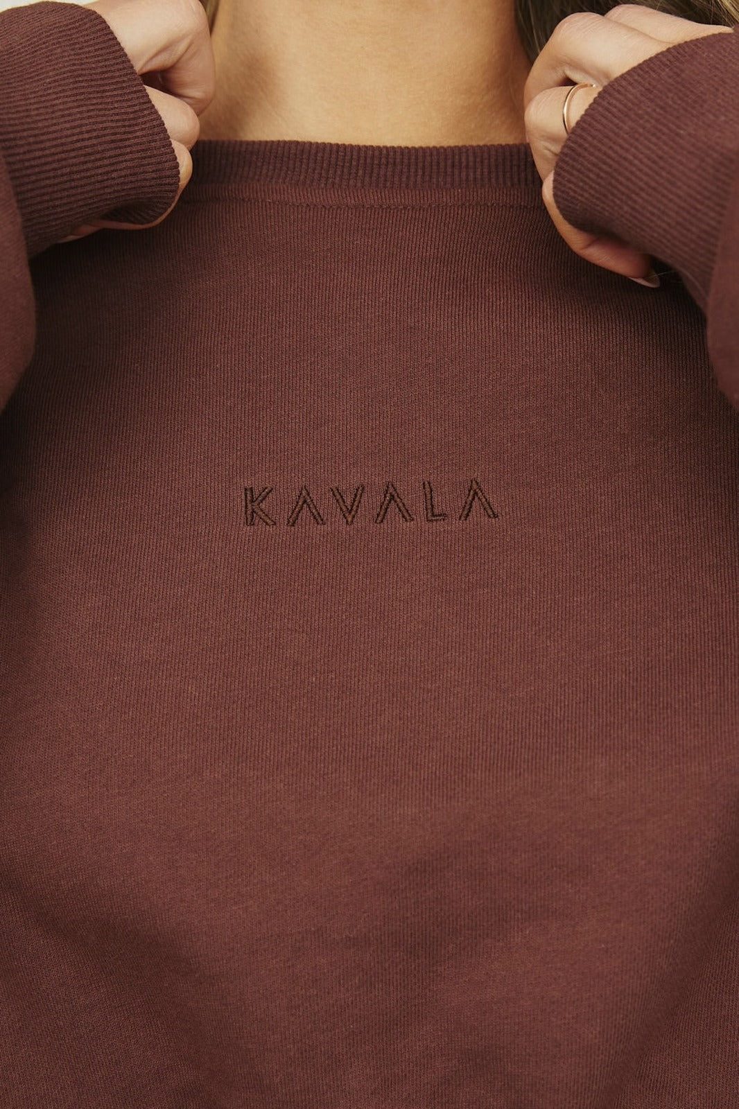 Espresso Clovelly Cropped Crewneck - Image 4